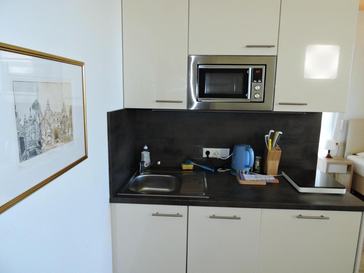 211 Amsterdam, Studio Apartment, 30M2 1-4 Pers 克拉根福 外观 照片