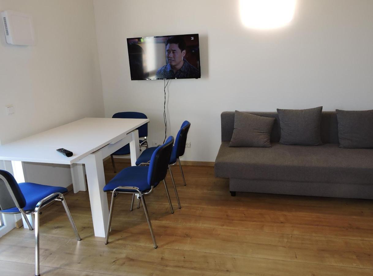 211 Amsterdam, Studio Apartment, 30M2 1-4 Pers 克拉根福 外观 照片