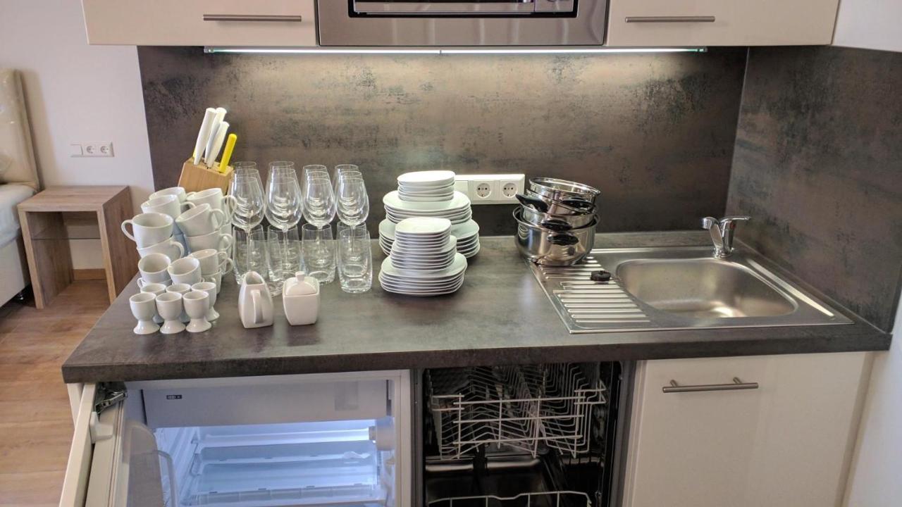211 Amsterdam, Studio Apartment, 30M2 1-4 Pers 克拉根福 外观 照片
