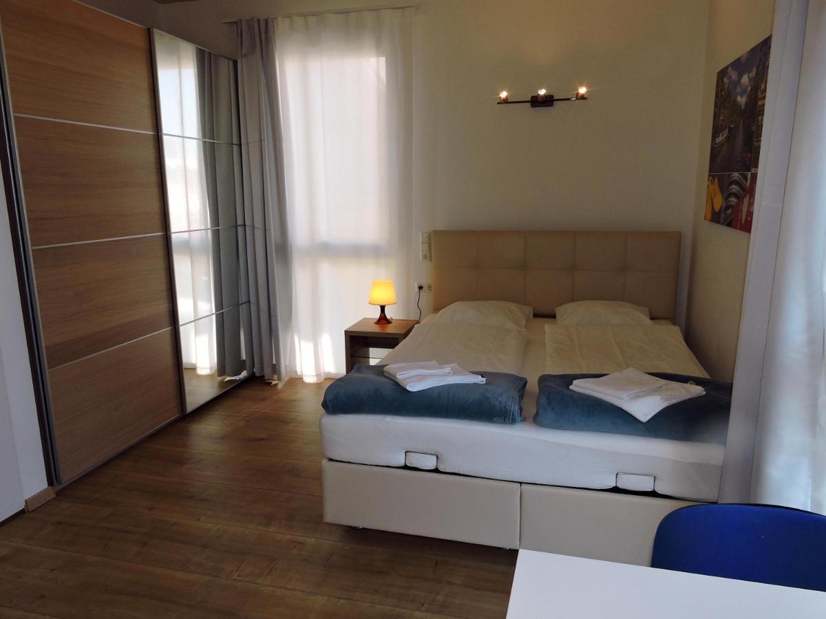 211 Amsterdam, Studio Apartment, 30M2 1-4 Pers 克拉根福 外观 照片